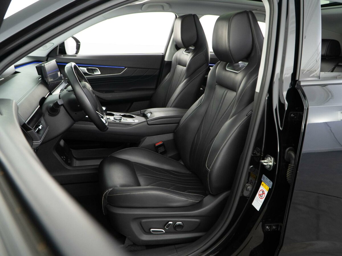 Changan UNI-K с пробегом — 2023 год. Фото: #10