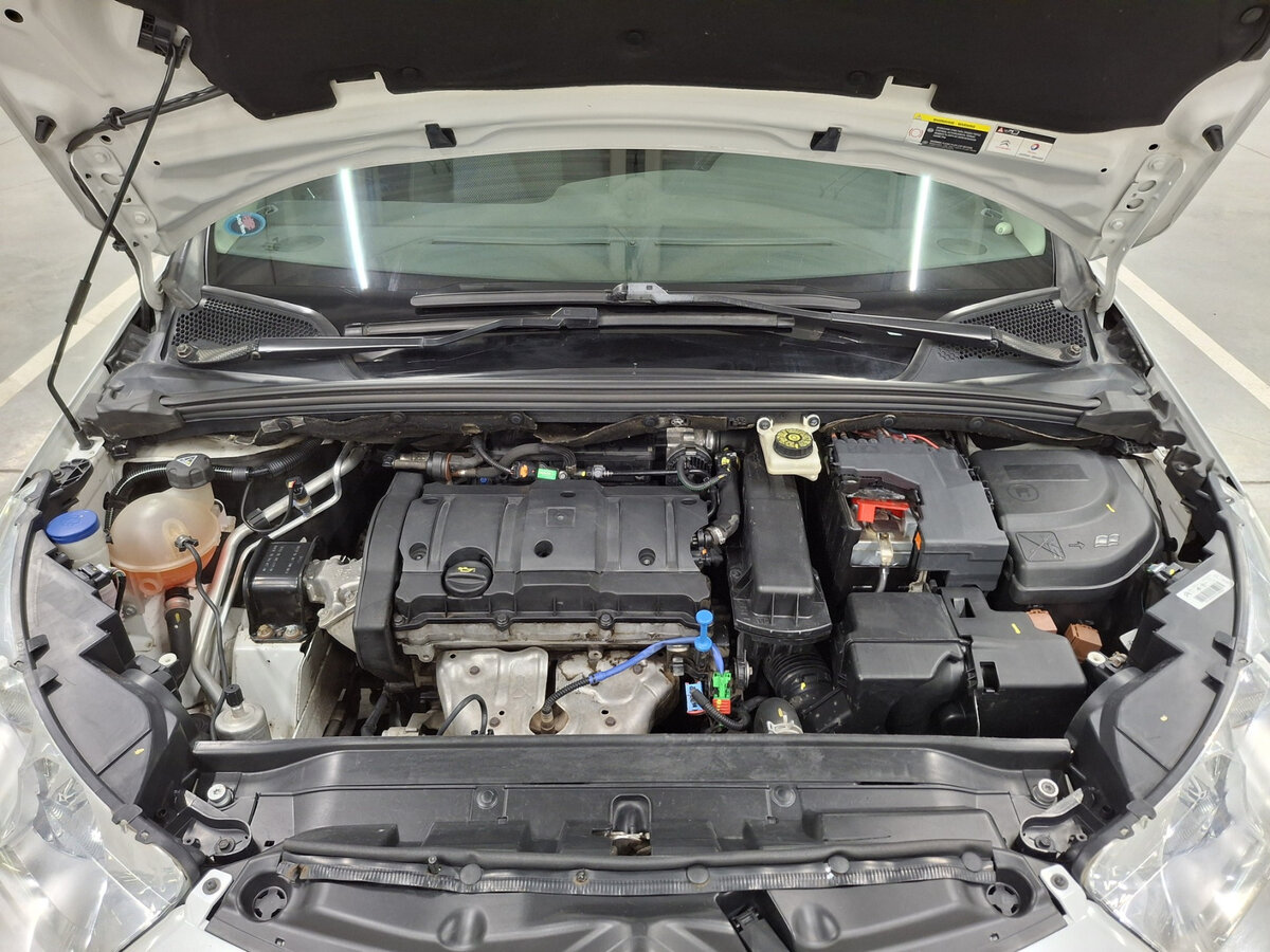 Citroen C4 с пробегом — 2013 год. Фото: #8