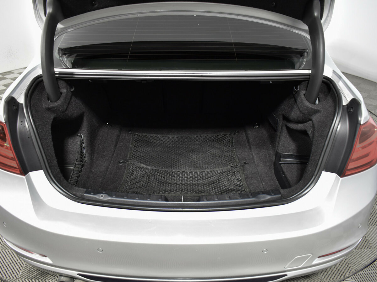 BMW 3 серии с пробегом — 2012 год. Фото: #20