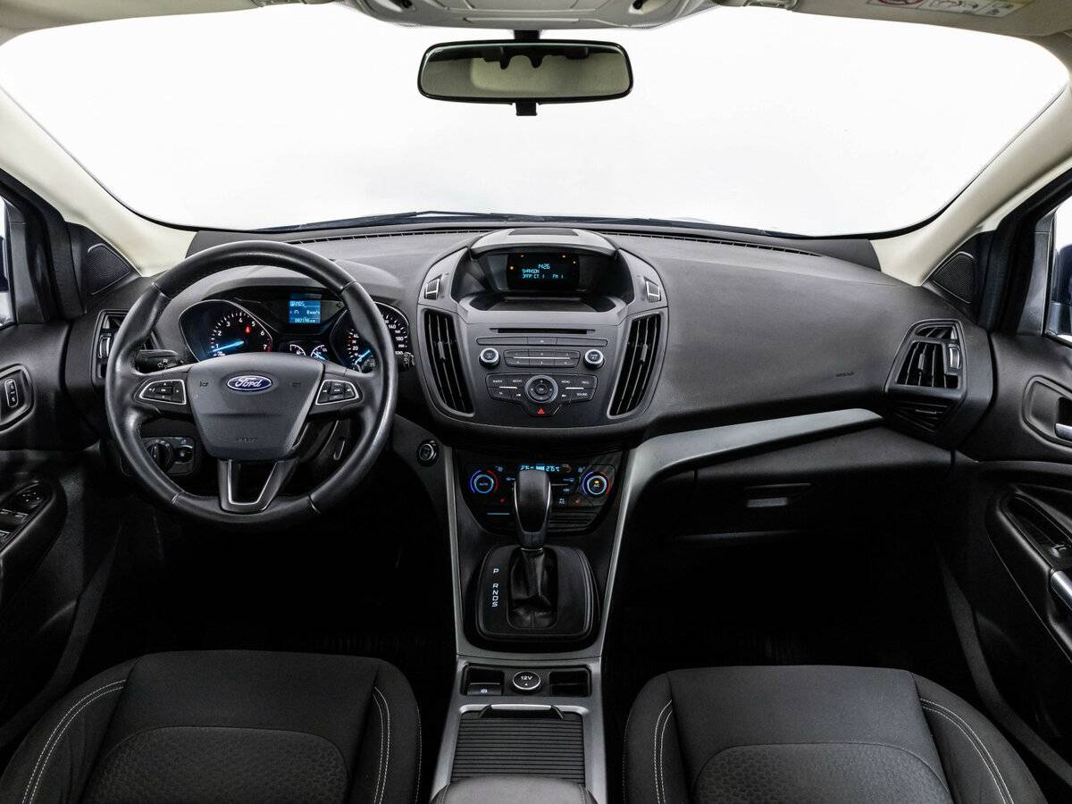 Ford Kuga с пробегом — 2017 год. Фото: #7