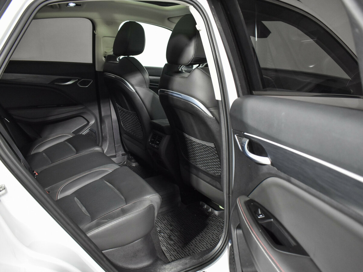 Geely Tugella с пробегом — 2021 год. Фото: #11