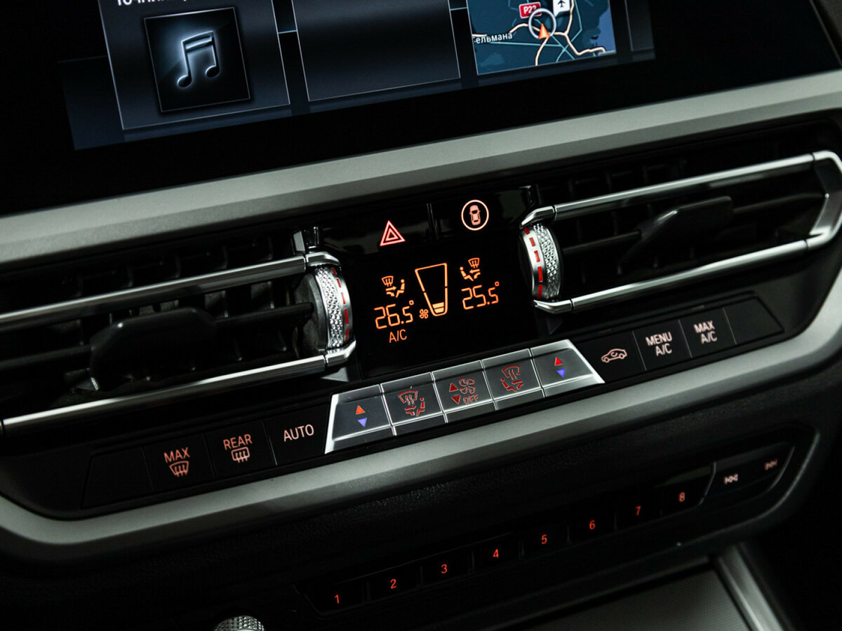 BMW 3 серии с пробегом — 2019 год. Фото: #14