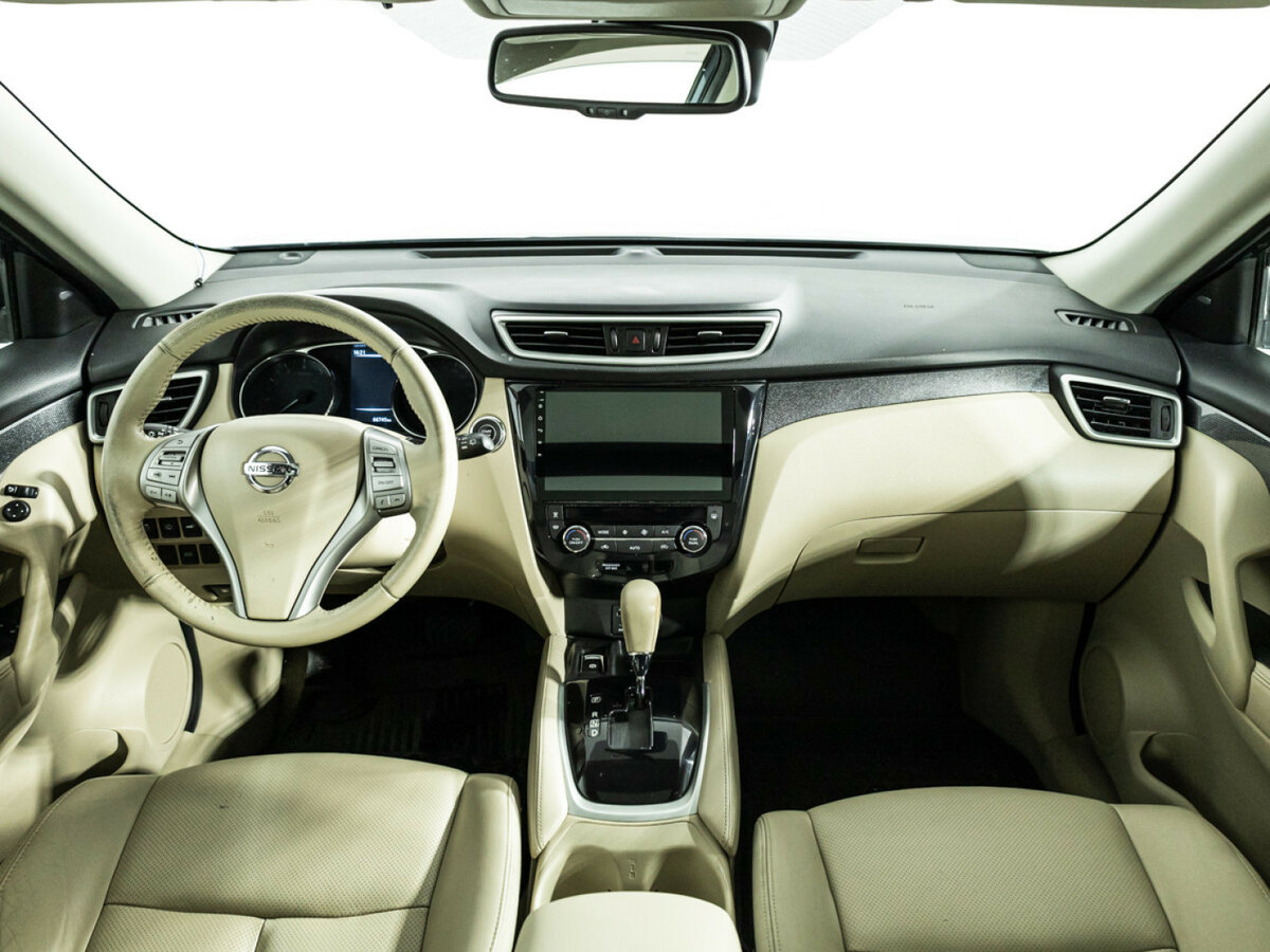 Nissan X-Trail с пробегом — 2015 год. Фото: #10