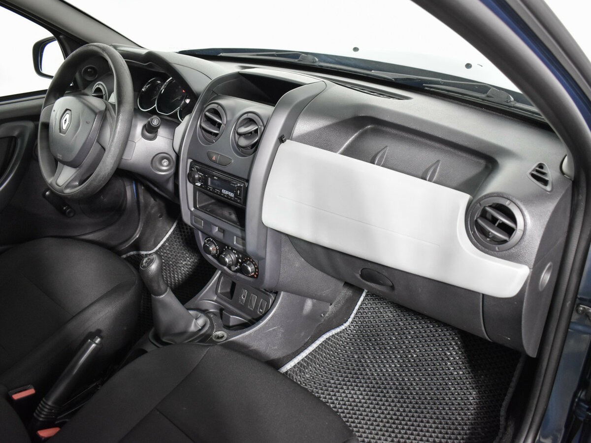 Renault Duster с пробегом — 2016 год. Фото: #11