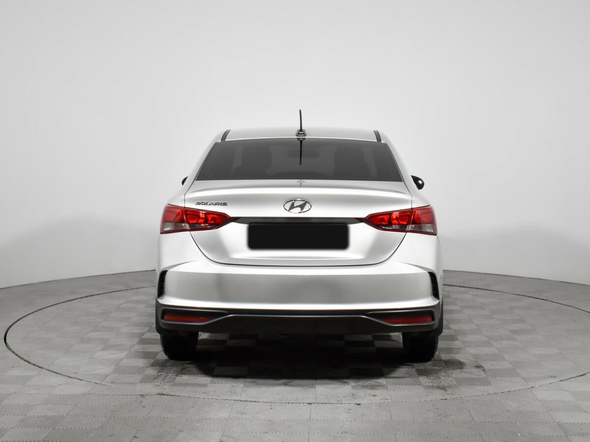 Hyundai Solaris с пробегом — 2020 год. Фото: #5