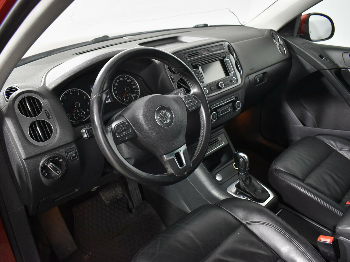 Volkswagen Tiguan с пробегом — 2013 год. Фото: #8