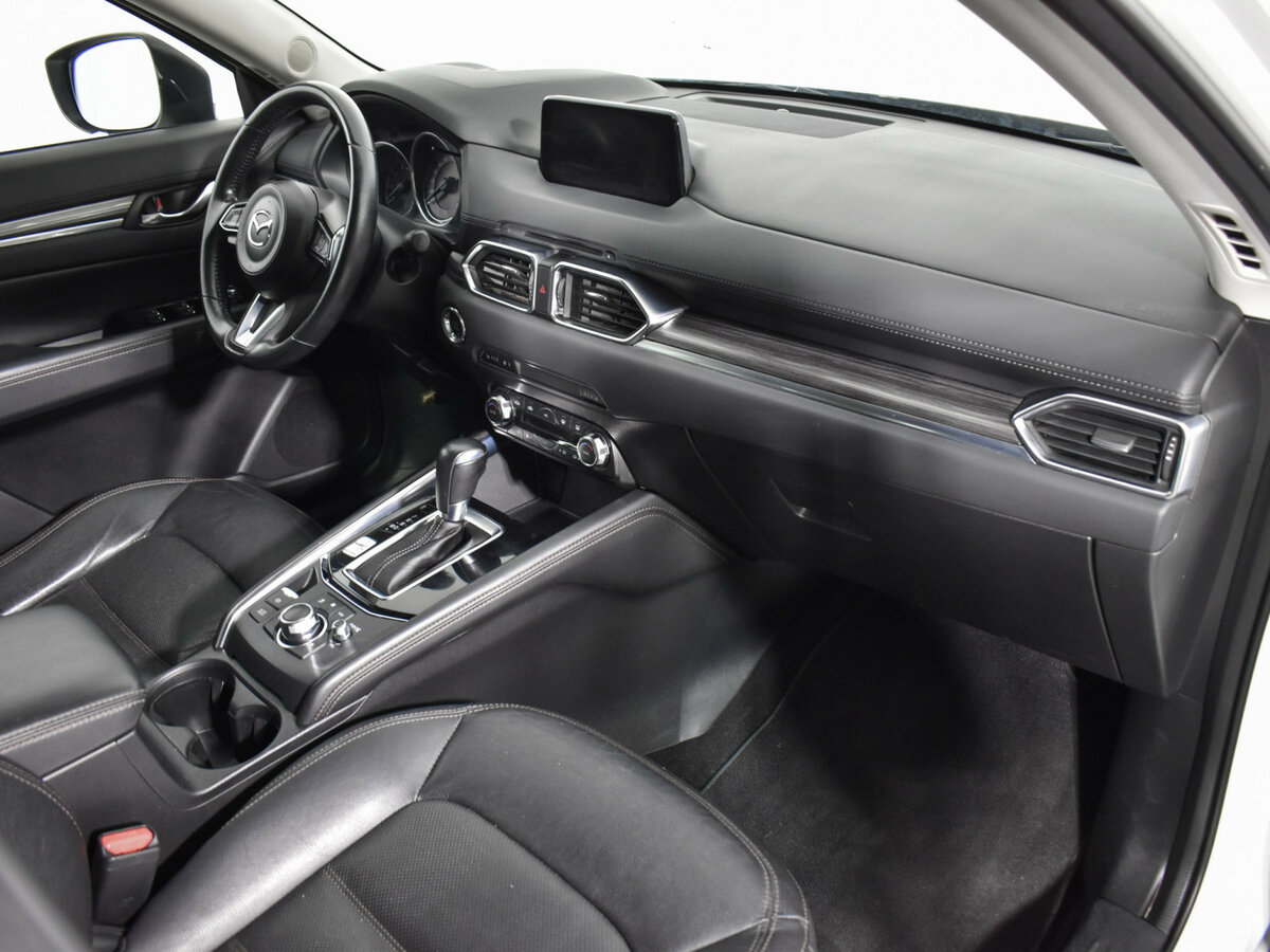 Mazda CX-5 с пробегом — 2017 год. Фото: #11