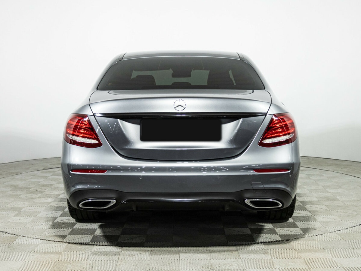 Mercedes-Benz E-Класс с пробегом — 2019 год. Фото: #5