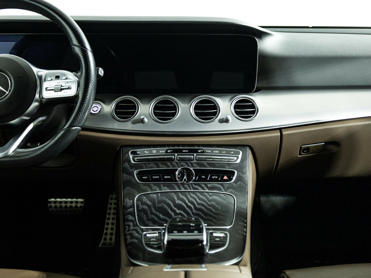 Mercedes-Benz E-Класс с пробегом — 2019 год. Фото: #13