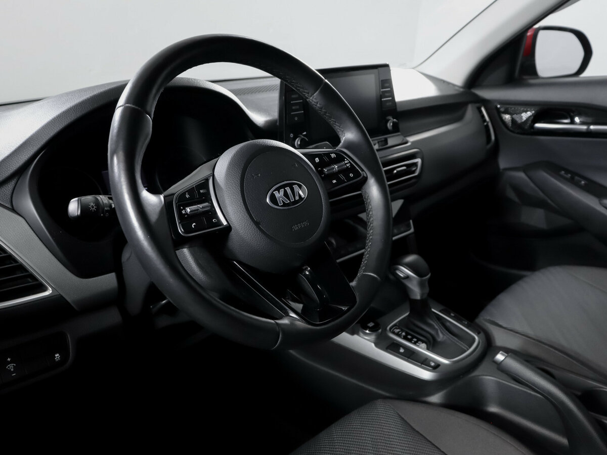 Kia Seltos с пробегом — 2021 год. Фото: #13