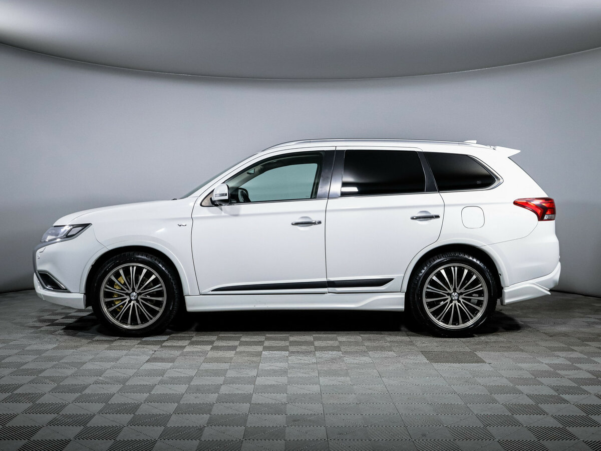 Mitsubishi Outlander с пробегом — 2018 год. Фото: #7