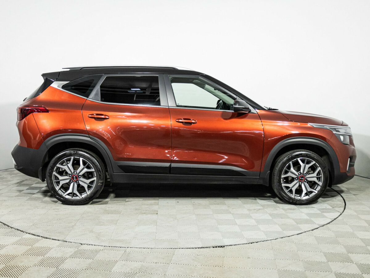 Kia Seltos с пробегом — 2020 год. Фото: #3