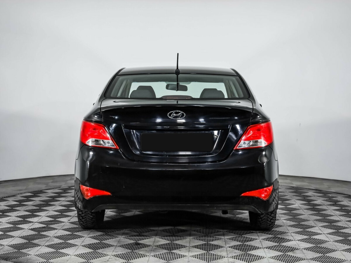 Hyundai Solaris с пробегом — 2016 год. Фото: #5