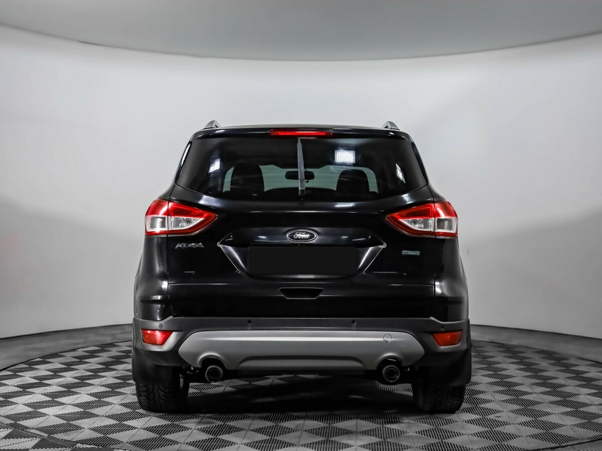 Ford Kuga с пробегом — 2015 год. Фото: #5