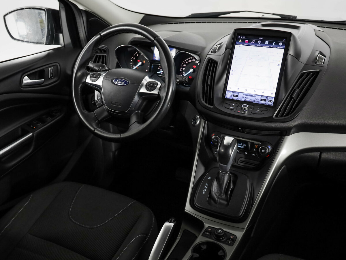 Ford Kuga с пробегом — 2015 год. Фото: #8