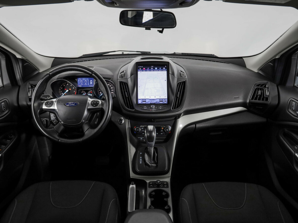 Ford Kuga с пробегом — 2015 год. Фото: #9