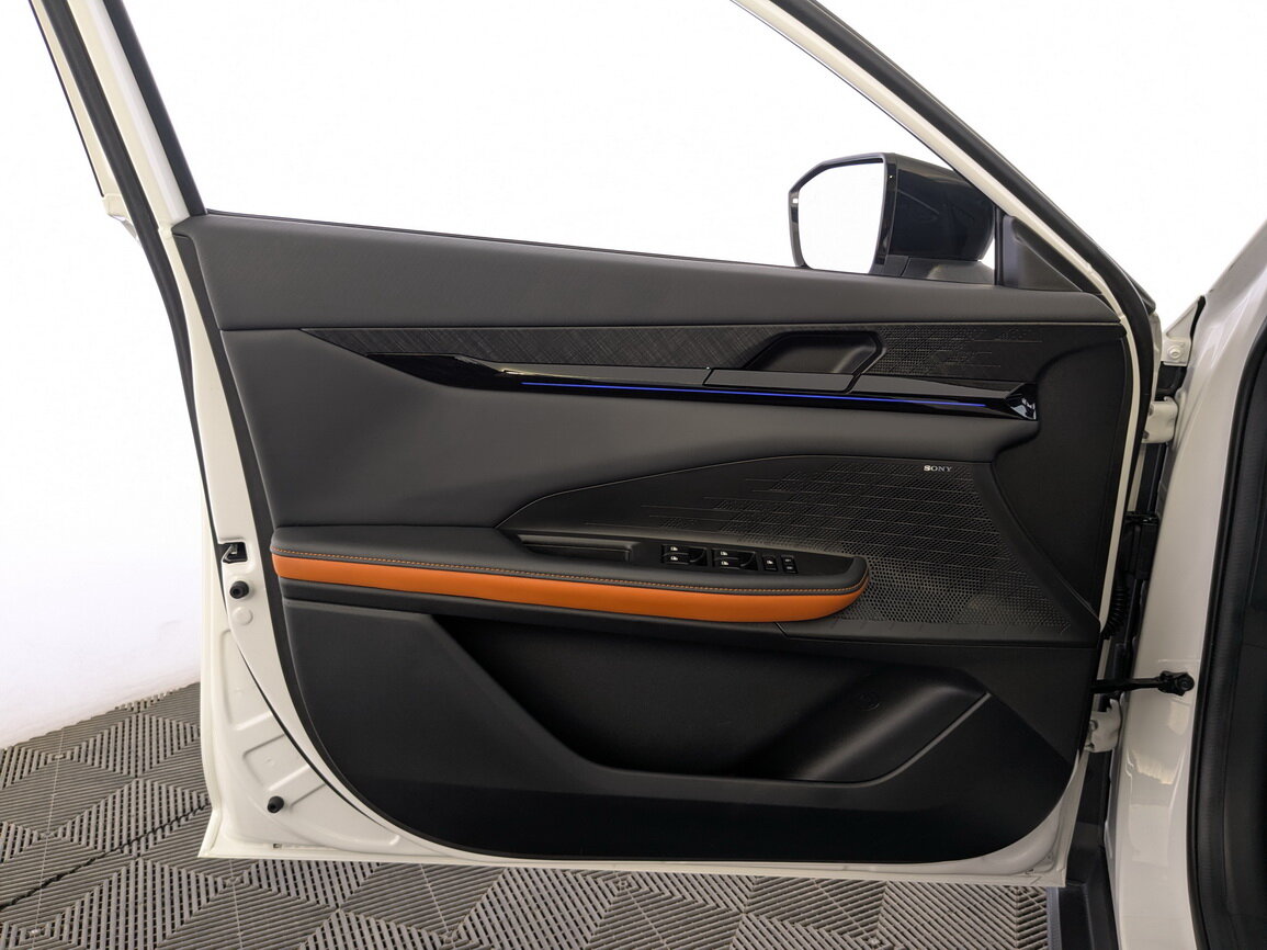 Changan UNI-V с пробегом — 2023 год. Фото: #18