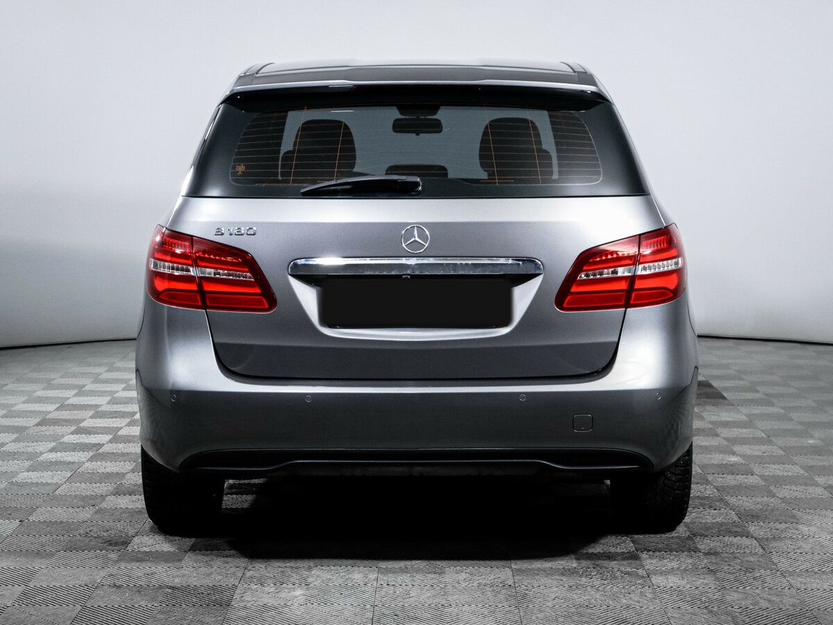 Mercedes-Benz B-Класс с пробегом — 2015 год. Фото: #4