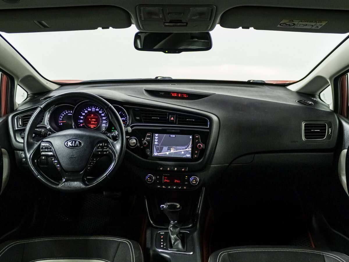 Kia Ceed с пробегом — 2017 год. Фото: #12