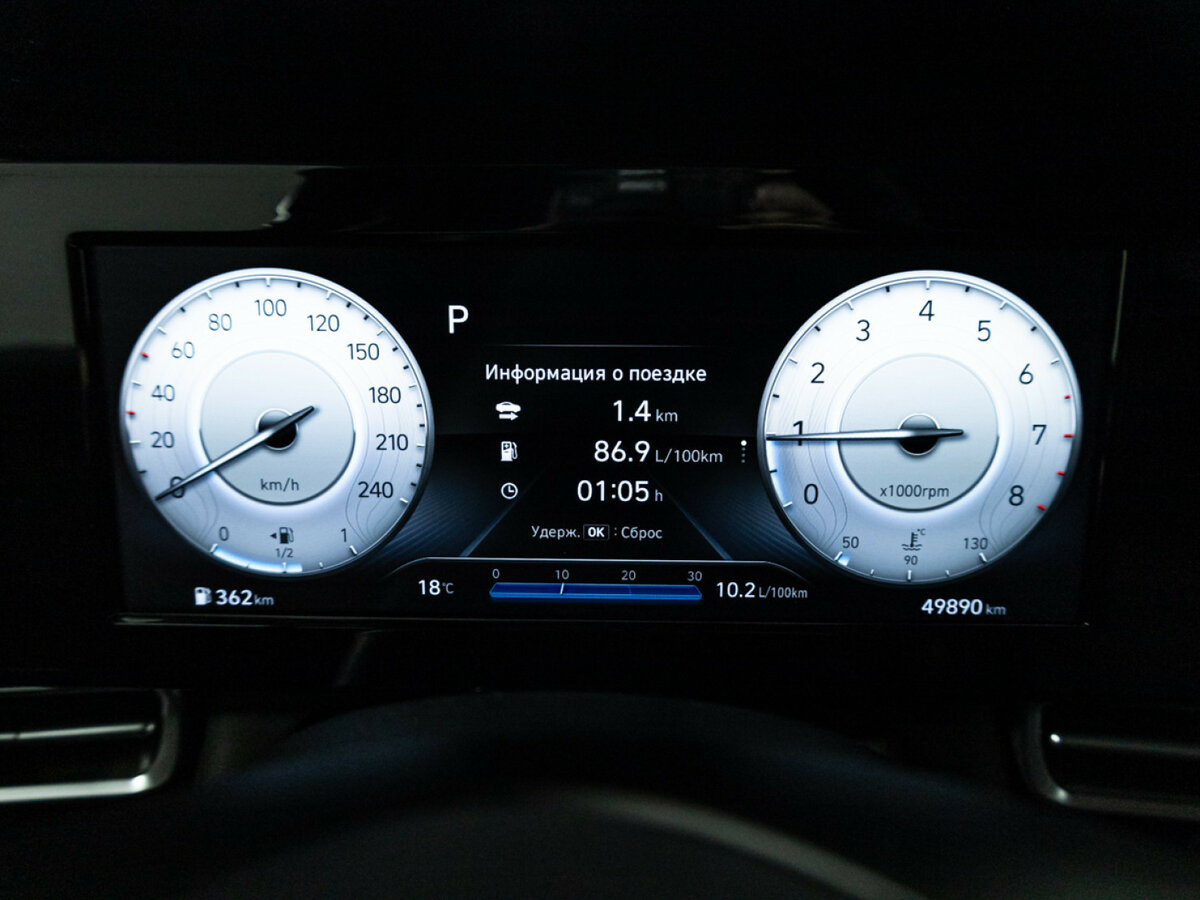 Hyundai Elantra с пробегом — 2022 год. Фото: #11