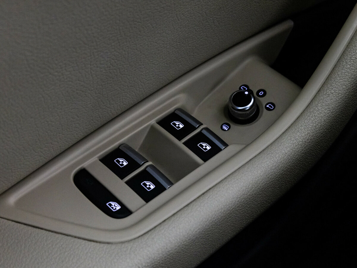 Audi A4 с пробегом — 2017 год. Фото: #15