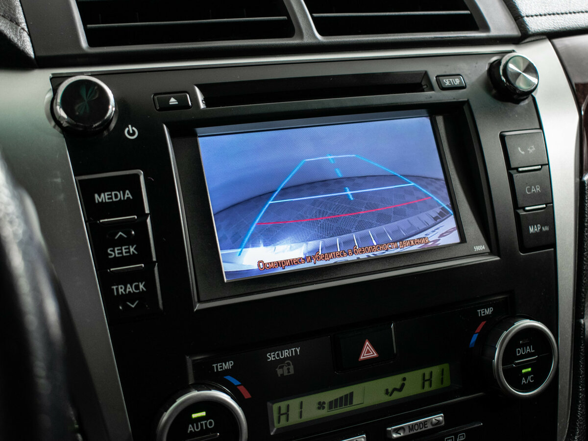 Toyota Camry с пробегом — 2014 год. Фото: #12