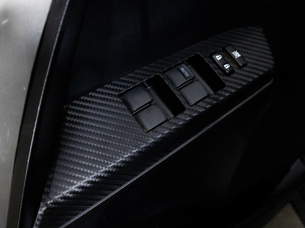 Toyota RAV4 с пробегом — 2013 год. Фото: #15