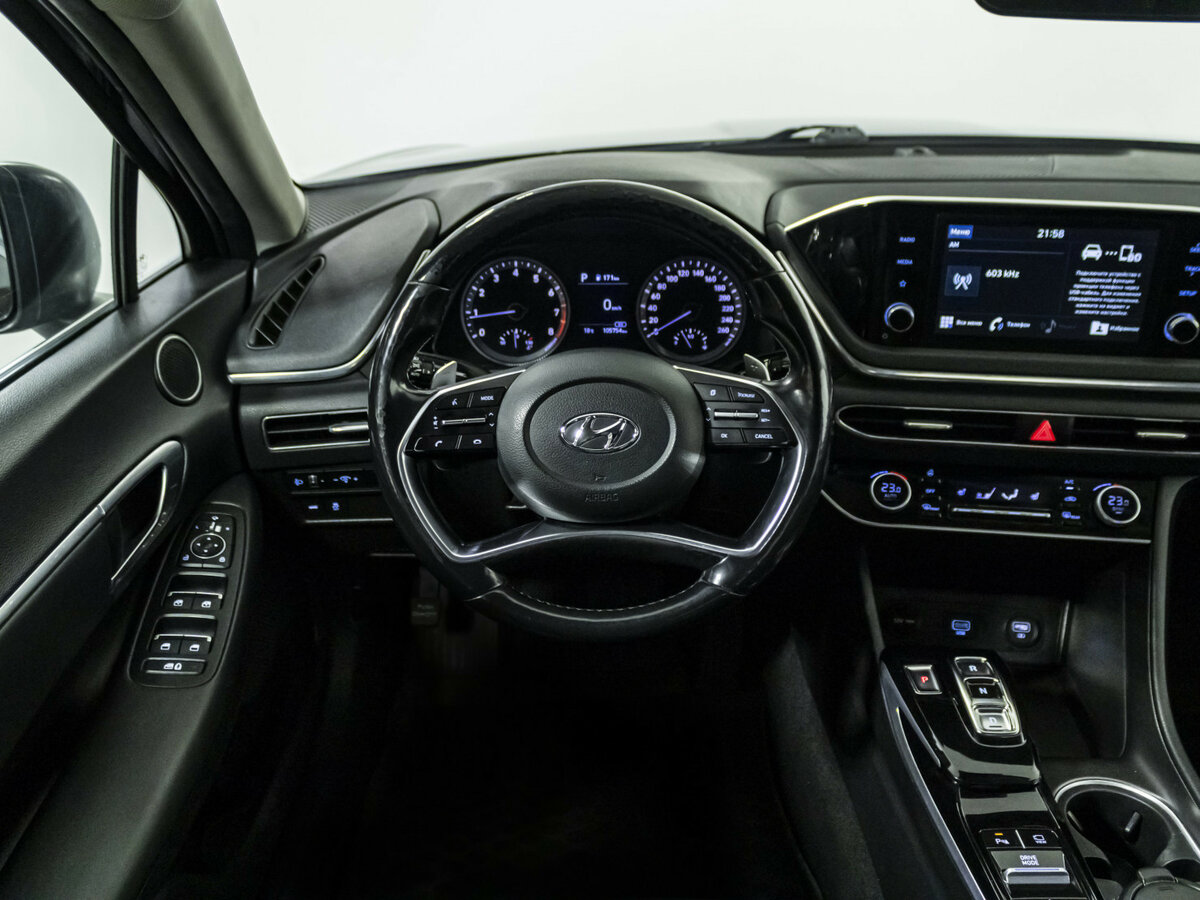 Hyundai Sonata с пробегом — 2020 год. Фото: #9