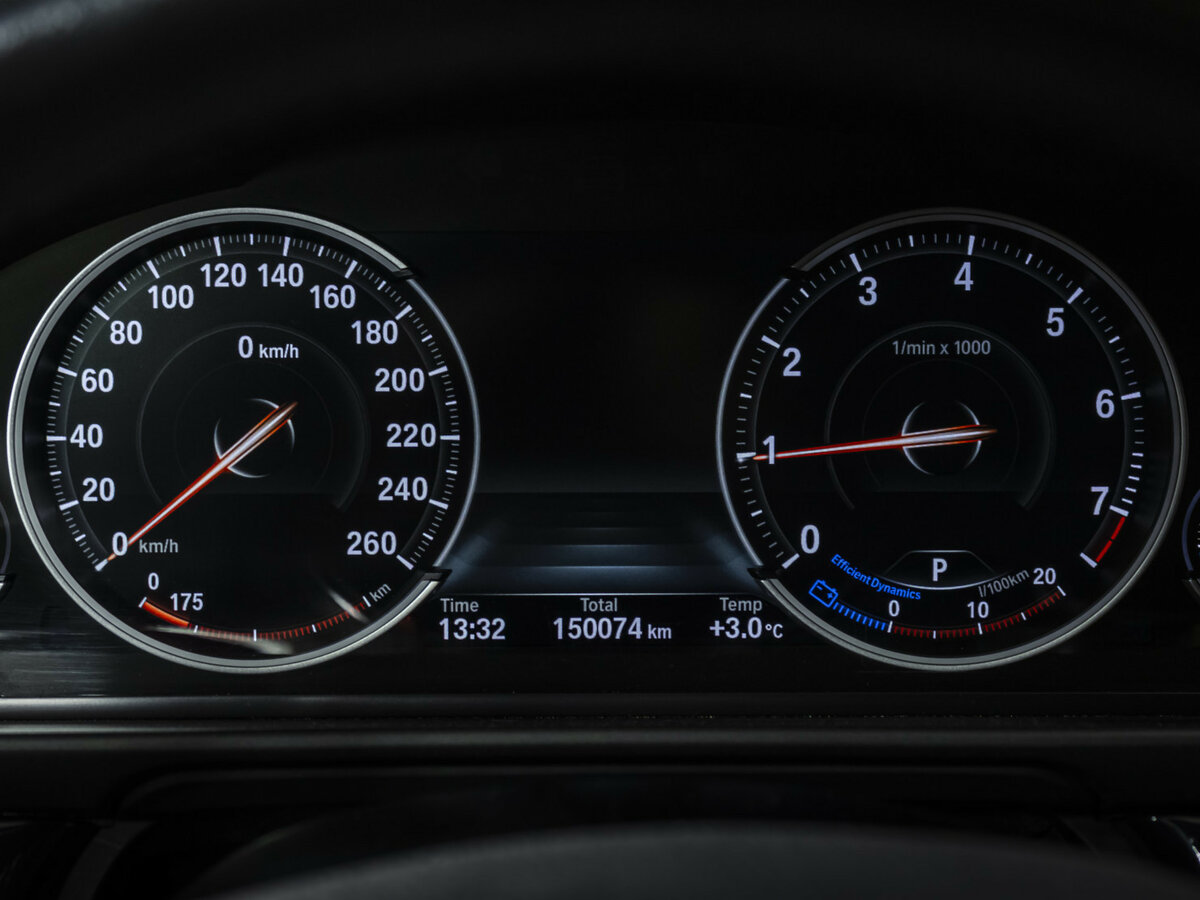 BMW 5 серии с пробегом — 2016 год. Фото: #8