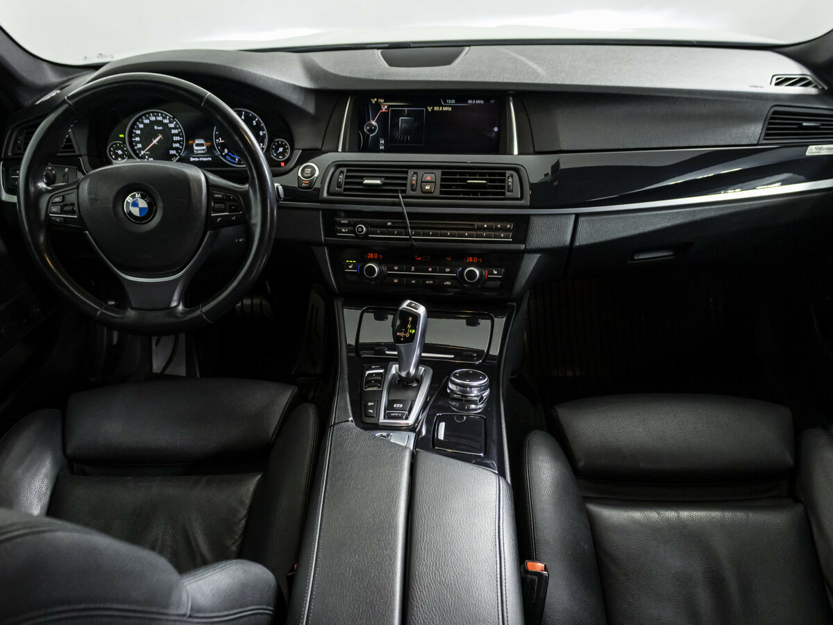 BMW 5 серии с пробегом — 2016 год. Фото: #9