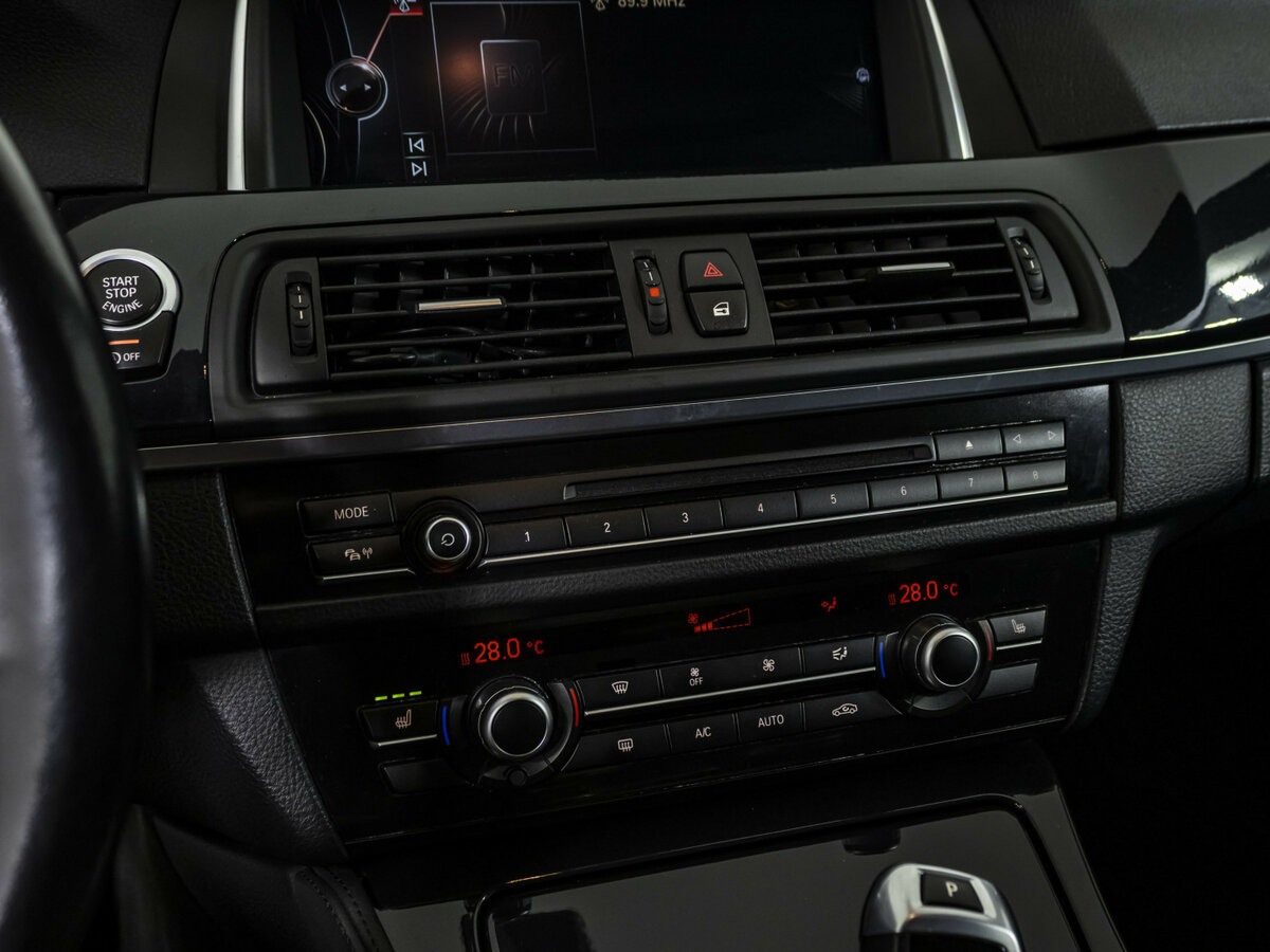 BMW 5 серии с пробегом — 2016 год. Фото: #10