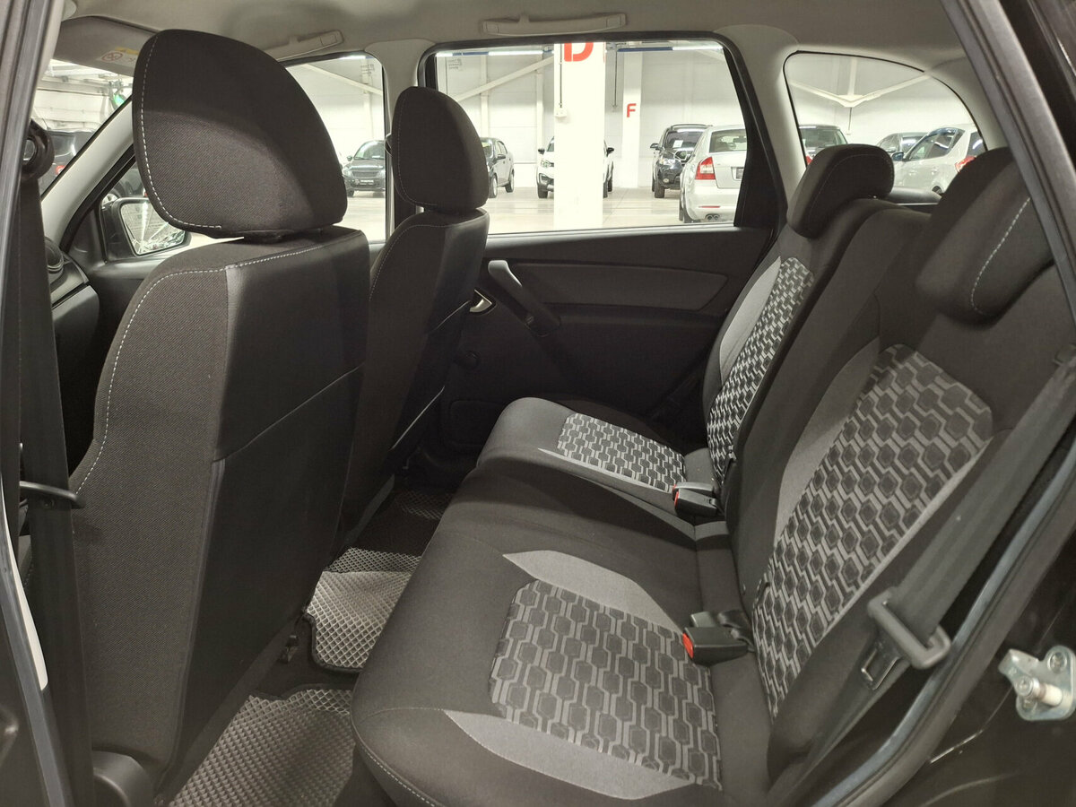 Lada (ВАЗ) Granta с пробегом — 2022 год. Фото: #11