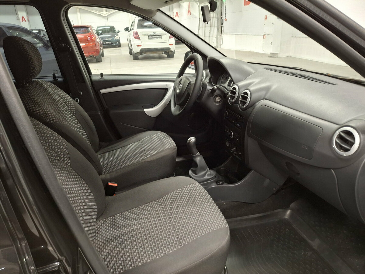 Lada (ВАЗ) Largus с пробегом — 2019 год. Фото: #9